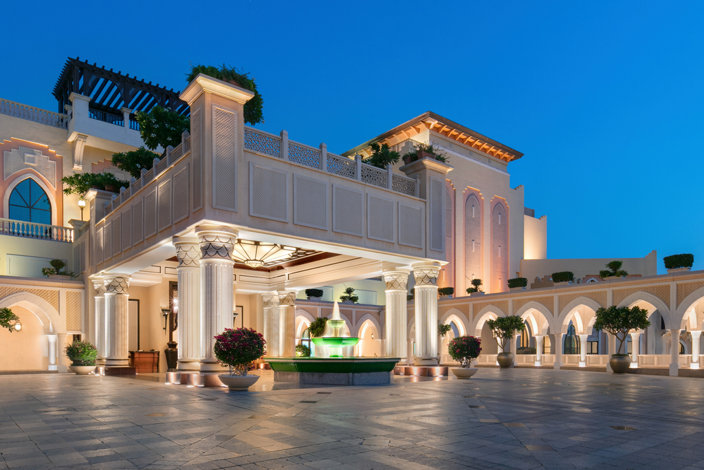 Plan your next #staycation at paradise!
خطط لأقامتك القادمة