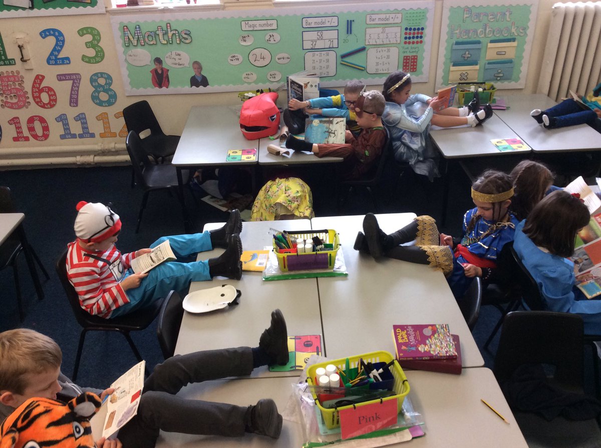 MrHowar51385789's tweet photo. Comfy reading and exciting costumes #HappyWorldBookDay #WBD #ComfyReading https://t.co/ESWprHq8ec