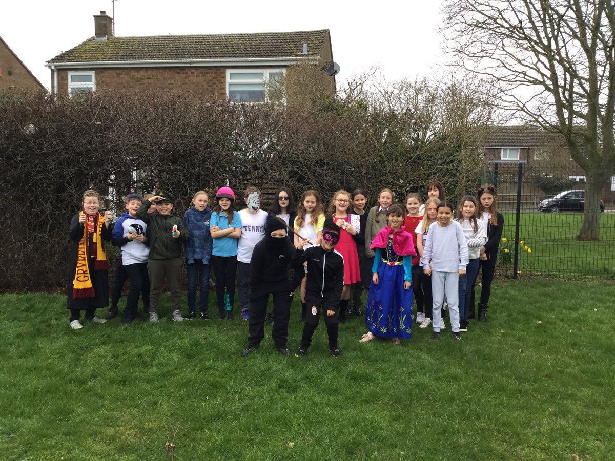 TickfordPark's tweet photo. World Book Day in Emerald class. #TPemerald #TP4reading https://t.co/fUGfBtAIWt
