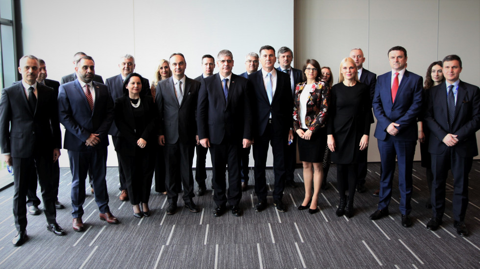 WBIISG's tweet photo. On 4 March 2020, the IISG Support Group participated in the 9th Ministerial Conference of the Brdo Process, chaired by the Slovenian Minister of the Interior Mr Boštjan Poklukar.➡️ https://t.co/2U9oYzkpf9 

#BrdoProces #WBIISG #IISGPartnership #WesternBalkans https://t.co/DzFswqPPGw