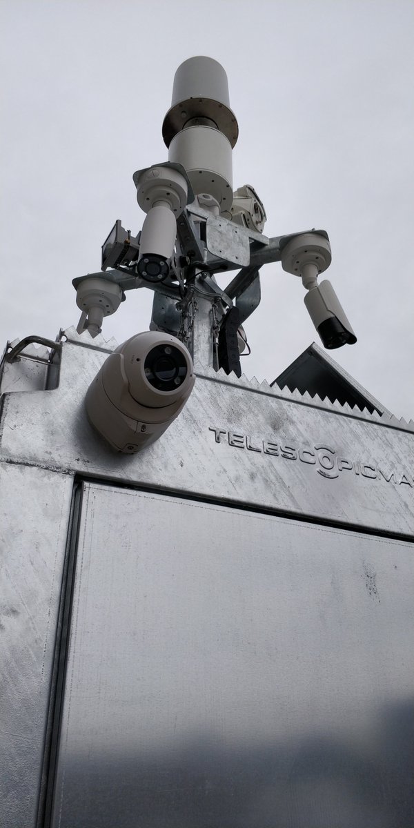 STLUK_CCTV's tweet photo. Do you have a site that needs protecting? Our Secure By Design certified Mobile CCTV Surveillance Towers are a phenomenal way to keep your site secure

#MiBHour #BritishMade #CCTV #CCTVtowers #Mobile #Bespoke #Security #Surveillance #SecureYourSite https://t.co/wOzb5K7r3N