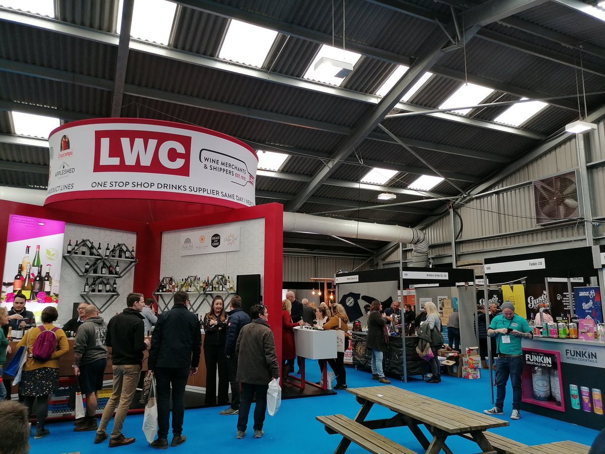 Enjoying the final day <a href="/expowest_uk/">Expowest Cornwall</a>  #40years <a href="/bullandwolfco/">Bull & Wolf Film Co.</a> <a href="/Treleavens/">Treleavens</a> <a href="/Inkreadible818/">inkREADible Labels</a>
