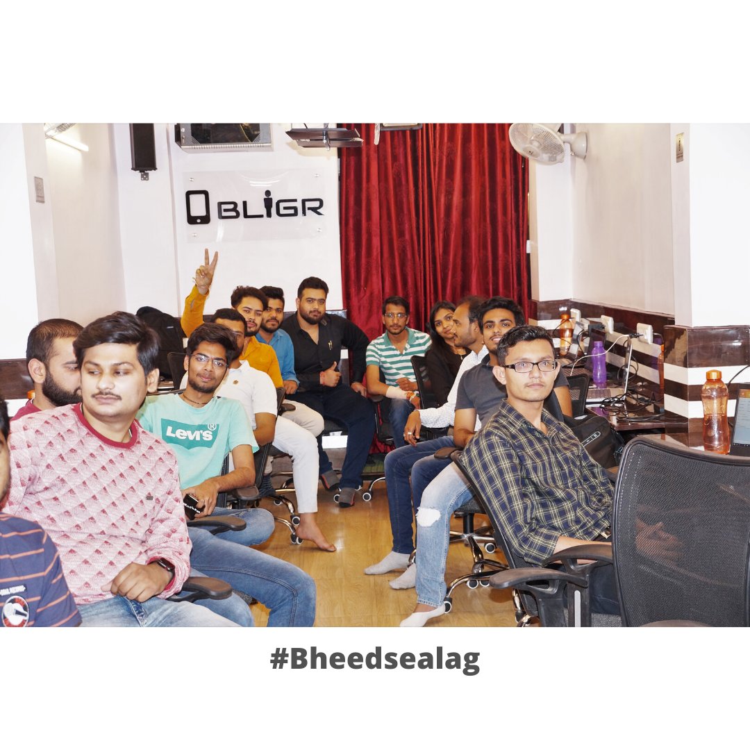 obligrr's tweet photo. Ye hai #Bheedsealag Team @obligrr
#obligr #Team #TeamWork #googleextractor #MailBlaster #Smtp #kulfi https://t.co/MDeBHMTGVd