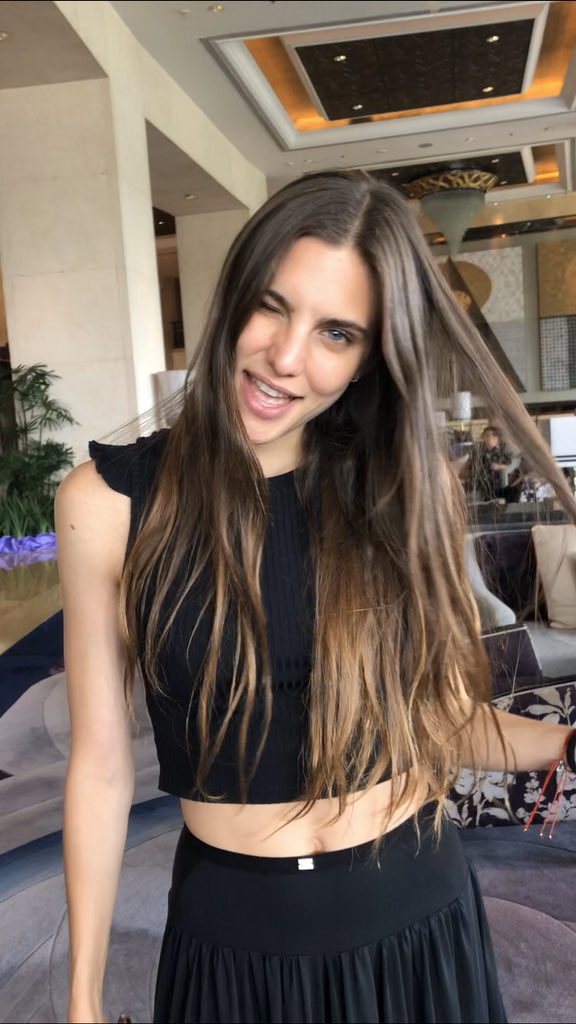 hoohaaninjaa's tweet photo. Happy birthday to this woman with the biggest heart and beautiful soul. Please don’t stop inspiring people and touching their hearts. May the Universe shower you twice the love and happiness you’re giving to people. I love you bebe @macabeso !!! 

Love,
Your personal ninja ❤️ https://t.co/CH5aZA3C0d