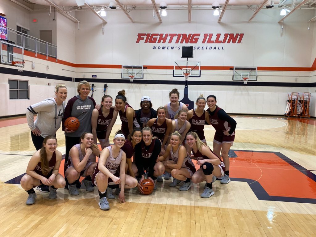 UWLEaglesWBB's tweet photo. A BIG thank you to @illiniwbb for allowing us to use your practice facility en route to the NCAA tournament in Indiana! 💃 

#uwleagleswbb #team48 #together 🦅 https://t.co/tnWHk9GaAL