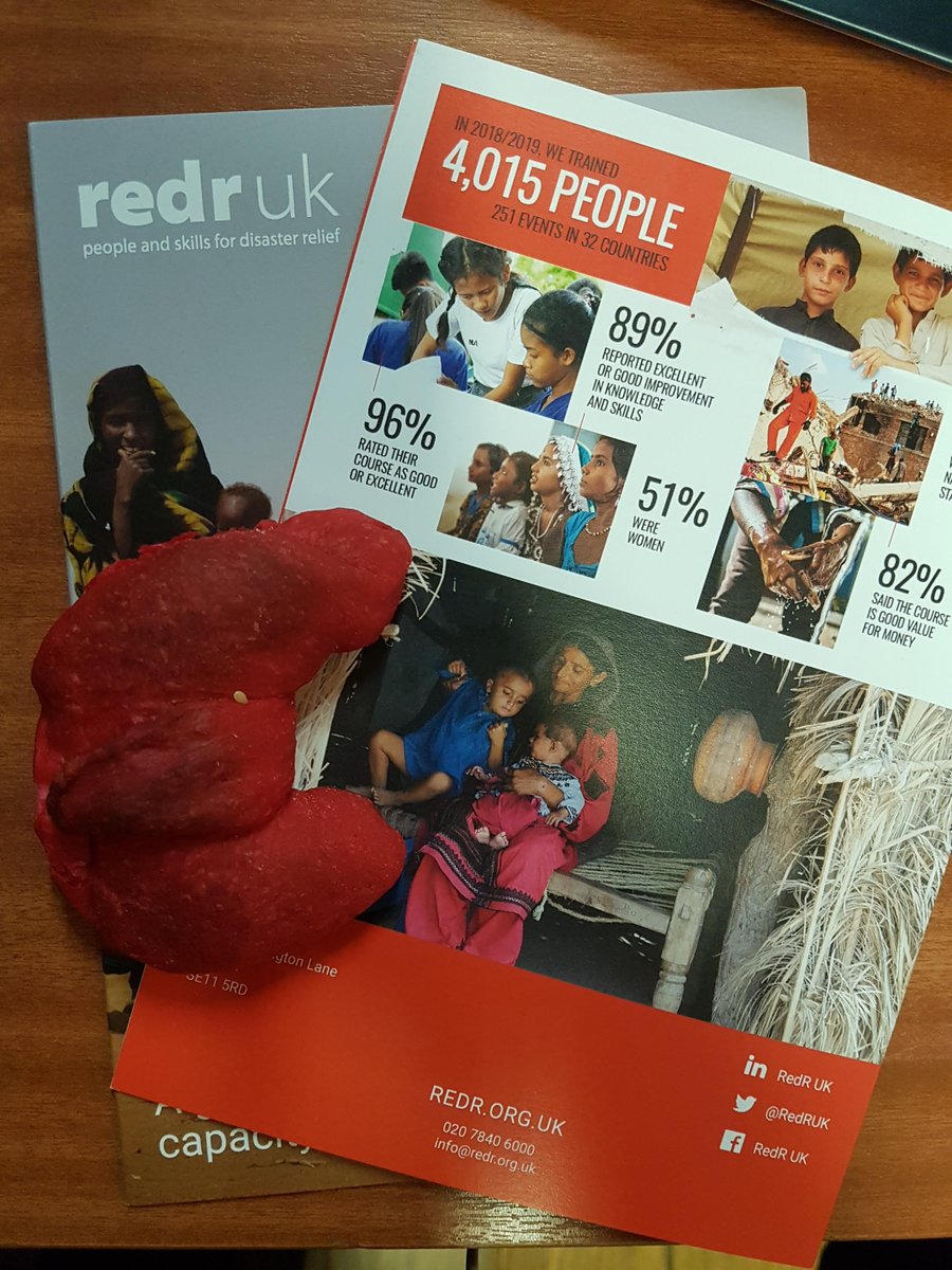 RedRUK's tweet photo. What's best than a homemade red croissant to celebrate our #WearRed campaign in 100 offices today! #EatRed #BakeSaleForGood #FightingTogether https://t.co/dfirY0nvWD