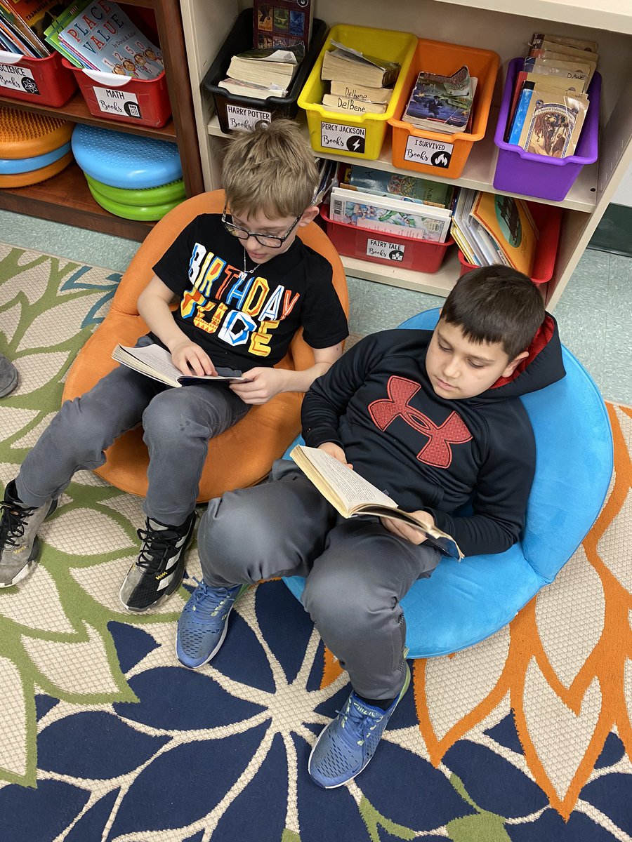 MissRabeh's tweet photo. Working towards our #LVReadsaMillion pledges! #ReadAcrossAmericaWeek #aNAISing https://t.co/hJtfsfazsS