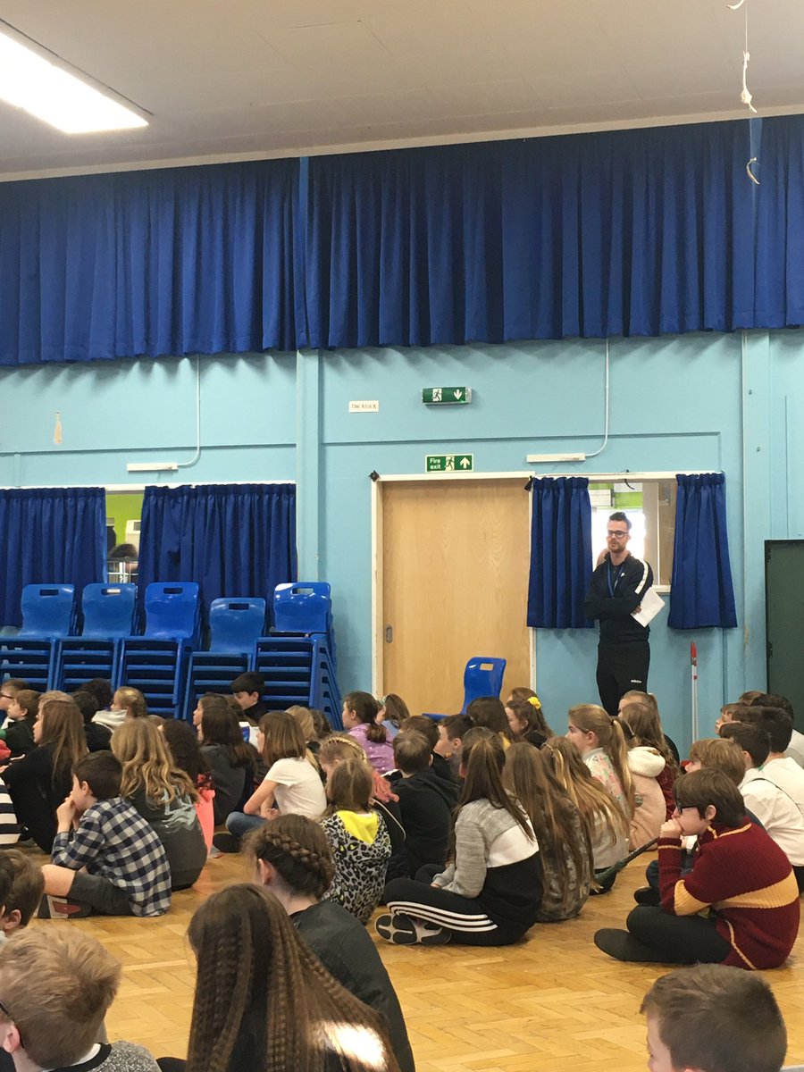 valleygardensnt's tweet photo. Staff are sharing their memorable childhood stories in a #WorldBookDay2020 themed assembly. #ShareaMillionStories #vgmsreading #vgmsy5  What book do you remember vividly from your childhood? https://t.co/5WCKU5zDRS