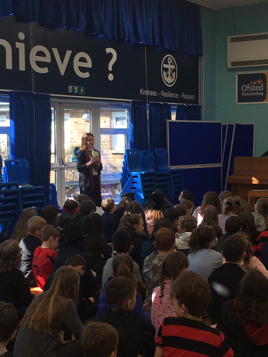 valleygardensnt's tweet photo. Staff are sharing their memorable childhood stories in a #WorldBookDay2020 themed assembly. #ShareaMillionStories #vgmsreading #vgmsy5  What book do you remember vividly from your childhood? https://t.co/5WCKU5zDRS
