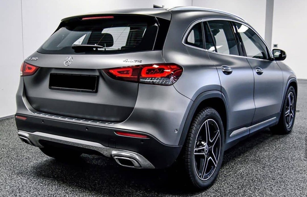 cars_pixels's tweet photo. A CLA crossover?🤨🤨🤨

The new Mercedes-Benz GLA https://t.co/tgGAkA3IZI