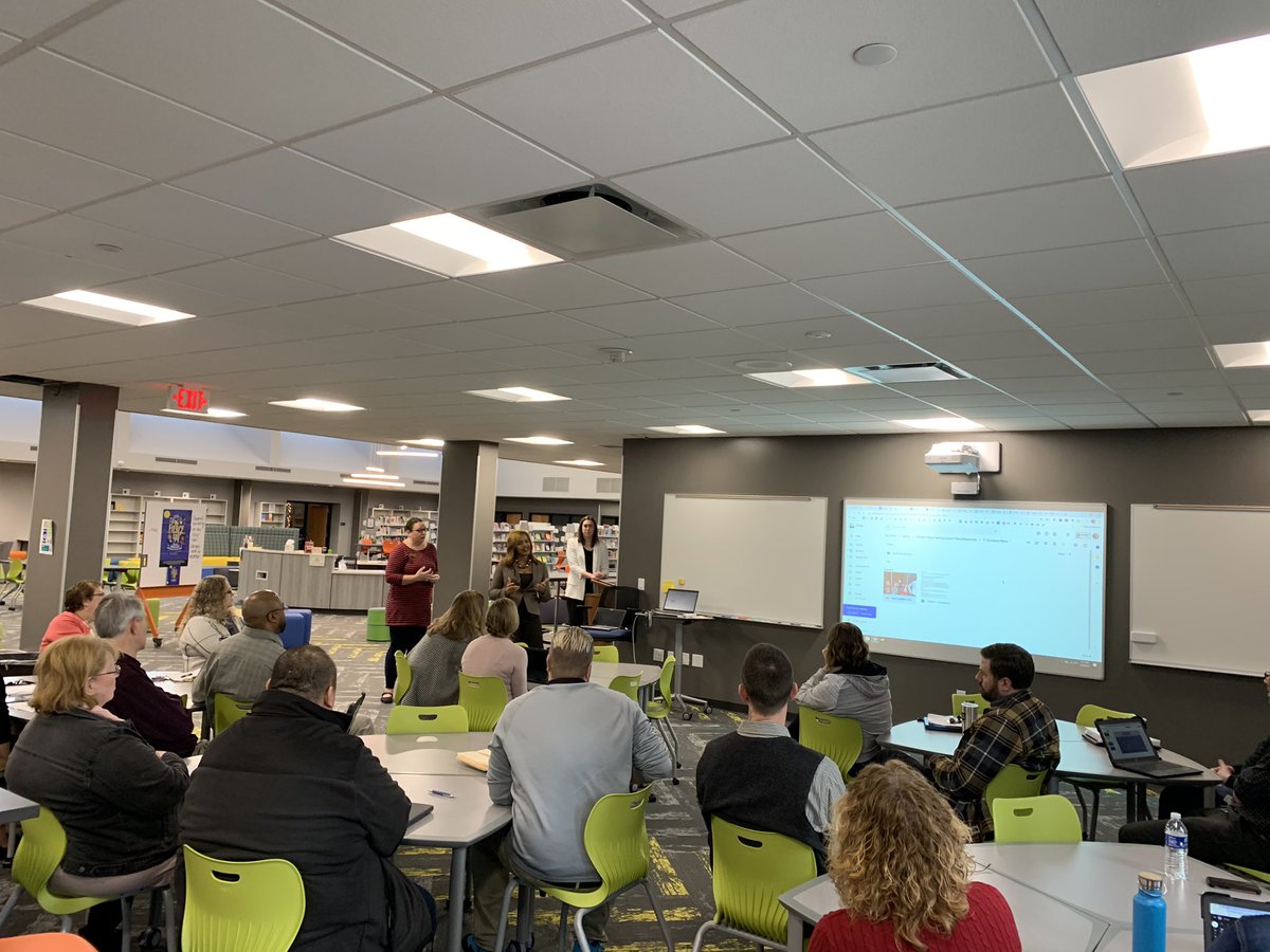 HollyAnnNelson's tweet photo. 3.5.20– Good Morning to BDHS “staff meeting” time led by @WomackBd @AP_LamBDMHS @kara_turnerBD https://t.co/vMHUcd1kMb