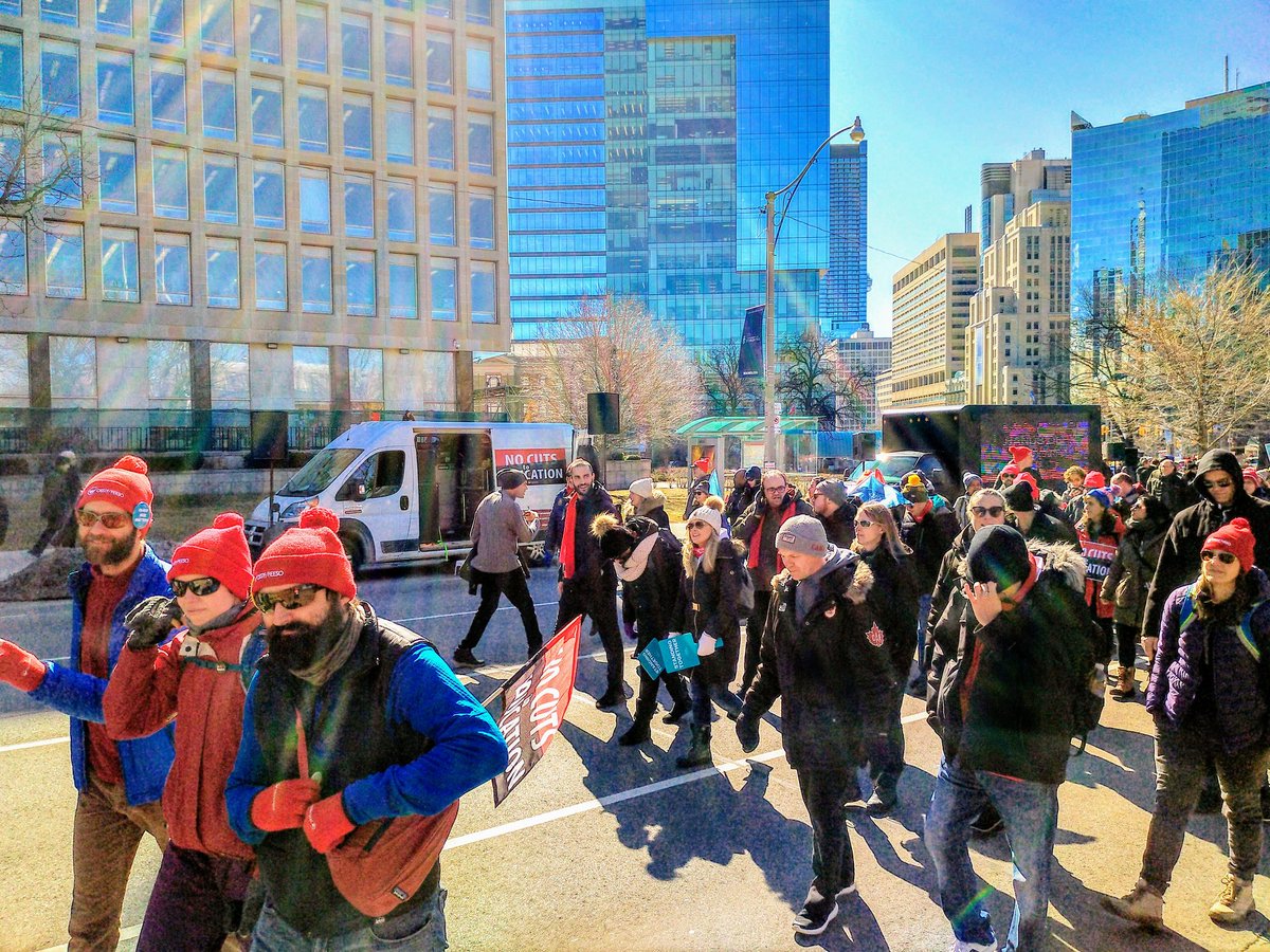 15,000 teachers, education workers, parents, students & the community join together to picket Queen's Park sending the message to @Sflecce & @fordnation that our students are worth this fight for public education & #NoCutsToEducation doesn't mean fewer cuts @OSSTFtoronto