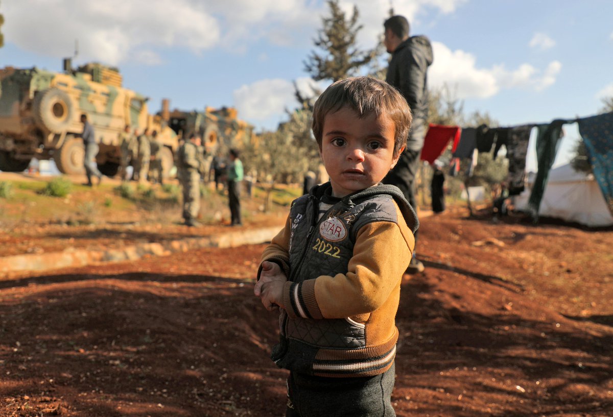 ajplus's tweet photo. Airstrikes in Idlib, Syria killed at least 15 people, including at least one baby, report monitors.

They were displaced people sheltering on a farm. The government's offensive has killed at least 500 civilians since December, and forced ~1 million from their homes. https://t.co/AOOhLXAyR8