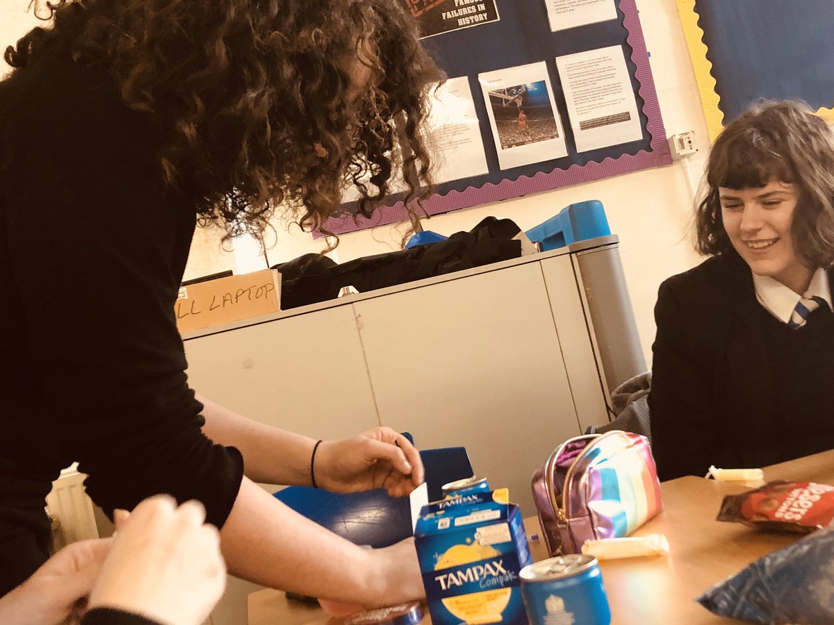 BoxLhs's tweet image. Happy birthday @LoveYourPeriod1 🥳🩸
The campaign has grown so much over the past year and will continue in years for come! Here are some snaps of club members celebrating this amazing achievement in today’s club...📸