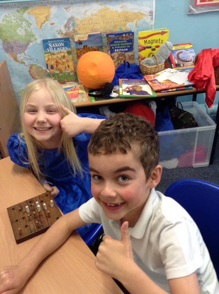 latimerprimary's tweet image. #ClassPK #LatimerMaths Class PK learnt how to play a Viking logic game called - Nine Men Morris.