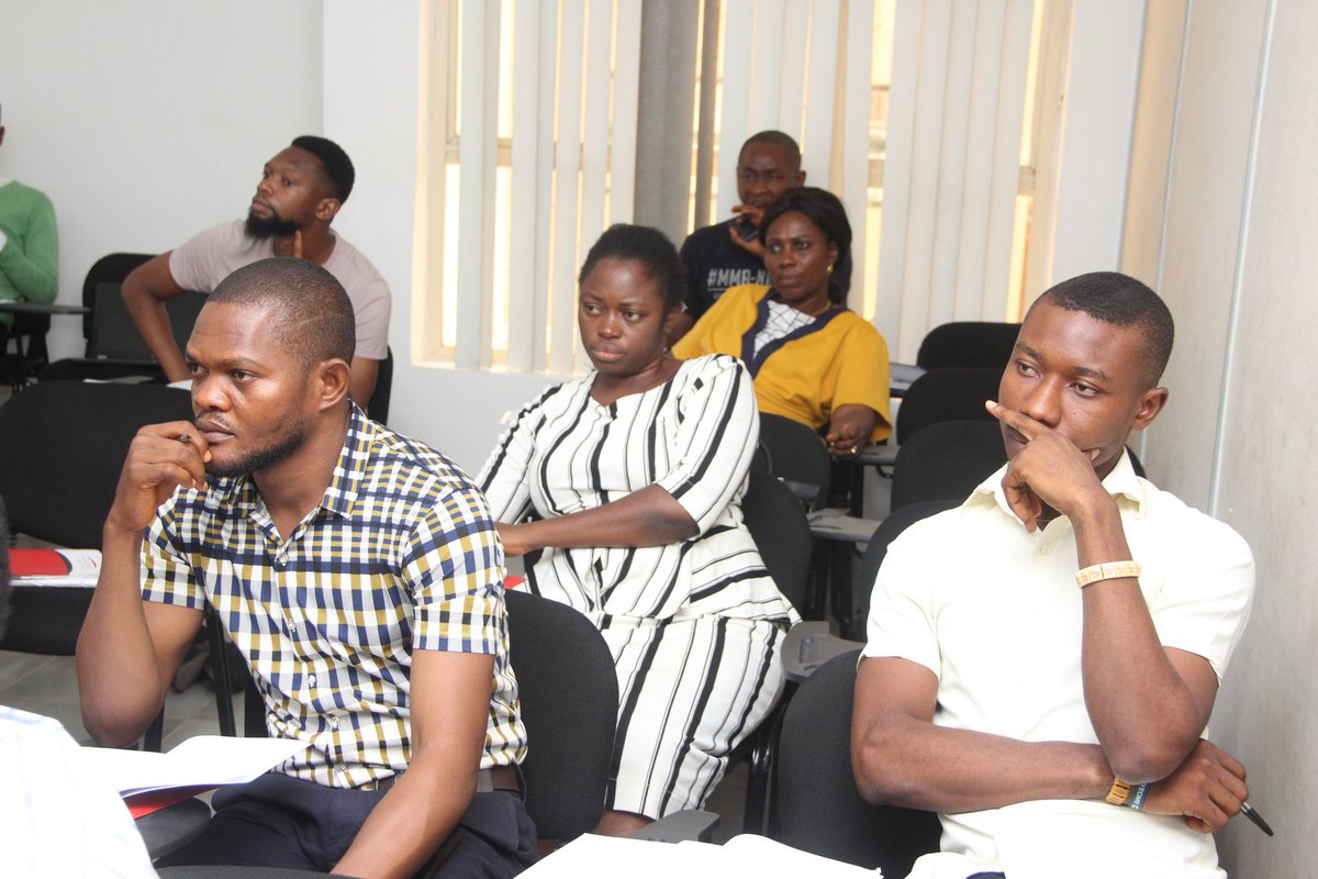 TBLFoundation's tweet photo. Mentors must understand barriers to effective communication and also develop good communication skills so as to effectively convey their message to the mentees.
#TBLF #TMP2020 #TMPTOT #TrainingOfTrainers #Mentoring #Mentor #Mentee #Training https://t.co/ORiCuPaRTv
