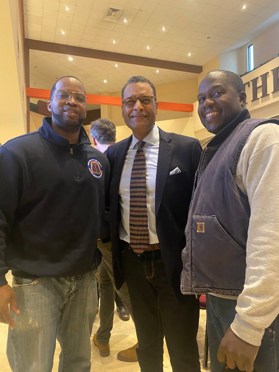 CarpentersNyc's tweet image. On March 3rd, a number of #EastNewYork #Brooklyn members took it upon themselves to attend &amp;amp; give testimony on #ResponsibleDevelopment at City Planning Commission Scoping Hearing on the #UrbanVillage Project coming to their neighborhood. #UnionStrong