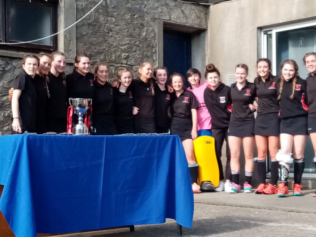 BrayLoreto's tweet photo. Congratulations ladies https://t.co/LJMxG3njbI