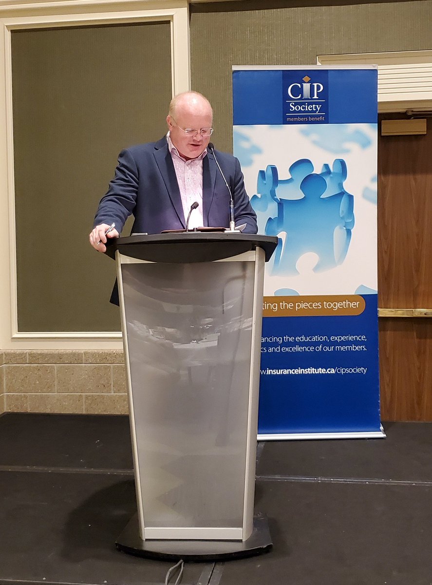 Our moderator for the event, Ed Meiering, CEO McConville Omni Insurance Brokers starts with introductions of our panel. #swobreakfast