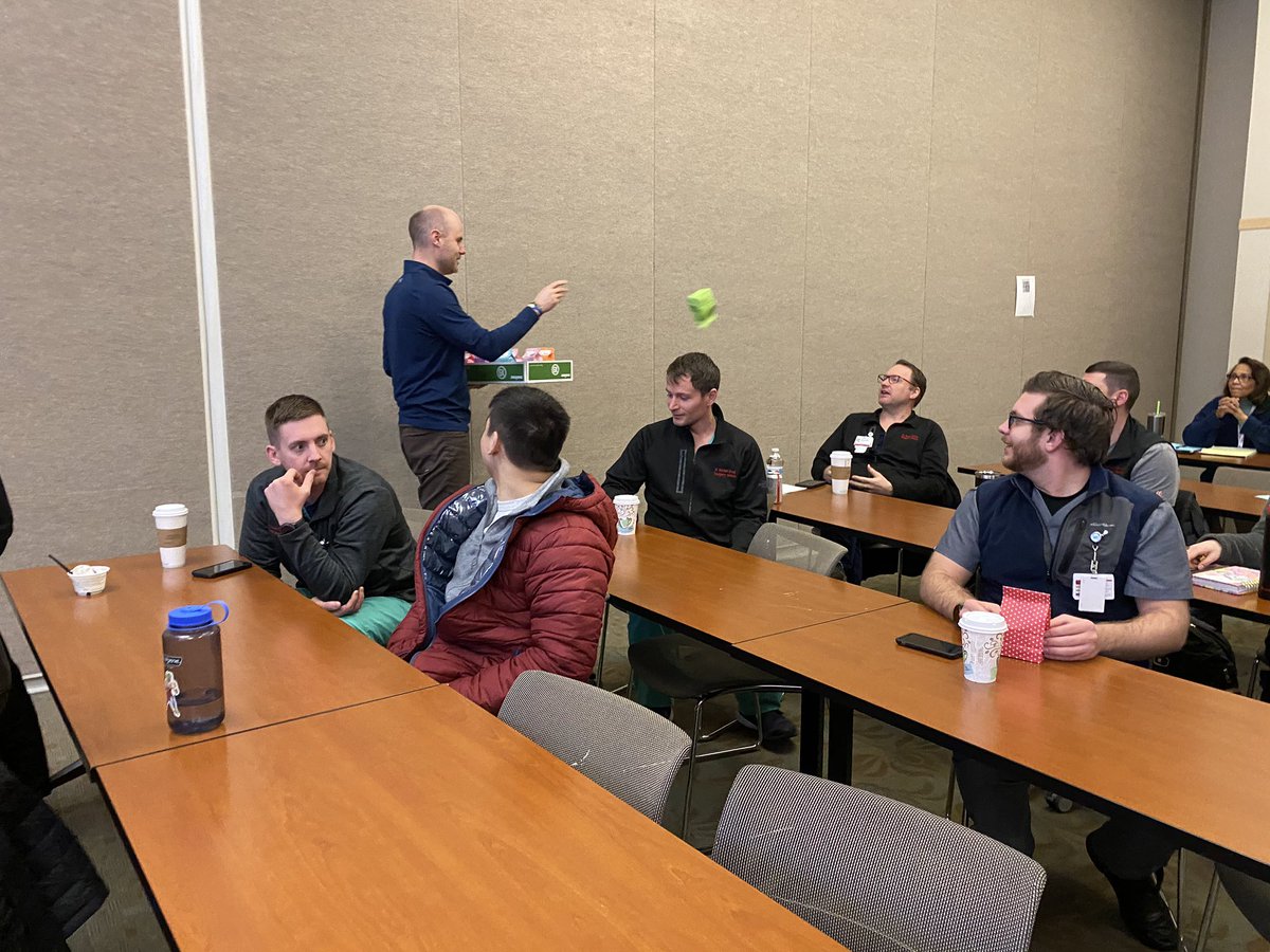 DoctorsEMres's tweet photo. Celebrating #EMResidentAppreciationDay at #EMConf #EMRAfamily #medtwitter https://t.co/Avzd5FTkBb