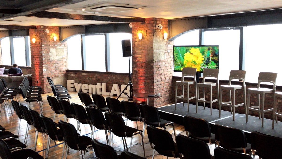 How stunning is <a href="/VenueAtmosphere/">Atmosphere Venues</a>?! We were so lucky that this was the backdrop for our first EventLAB Series event on Tuesday evening. With incredible views, stunning pared-back interior, delicious food &amp; great service, this venue is the perfect backdrop! Can we go back now?!🤩🍾