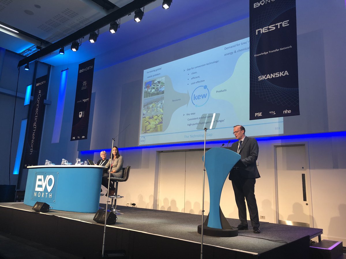 Our pitching session started in full force with Kevin Chown, COO of #KewTechnology, sharing his vision of a world beyond #fossil fuels. 

#KTNUK #ConnectingTheNorth #NetZero @Evonorth