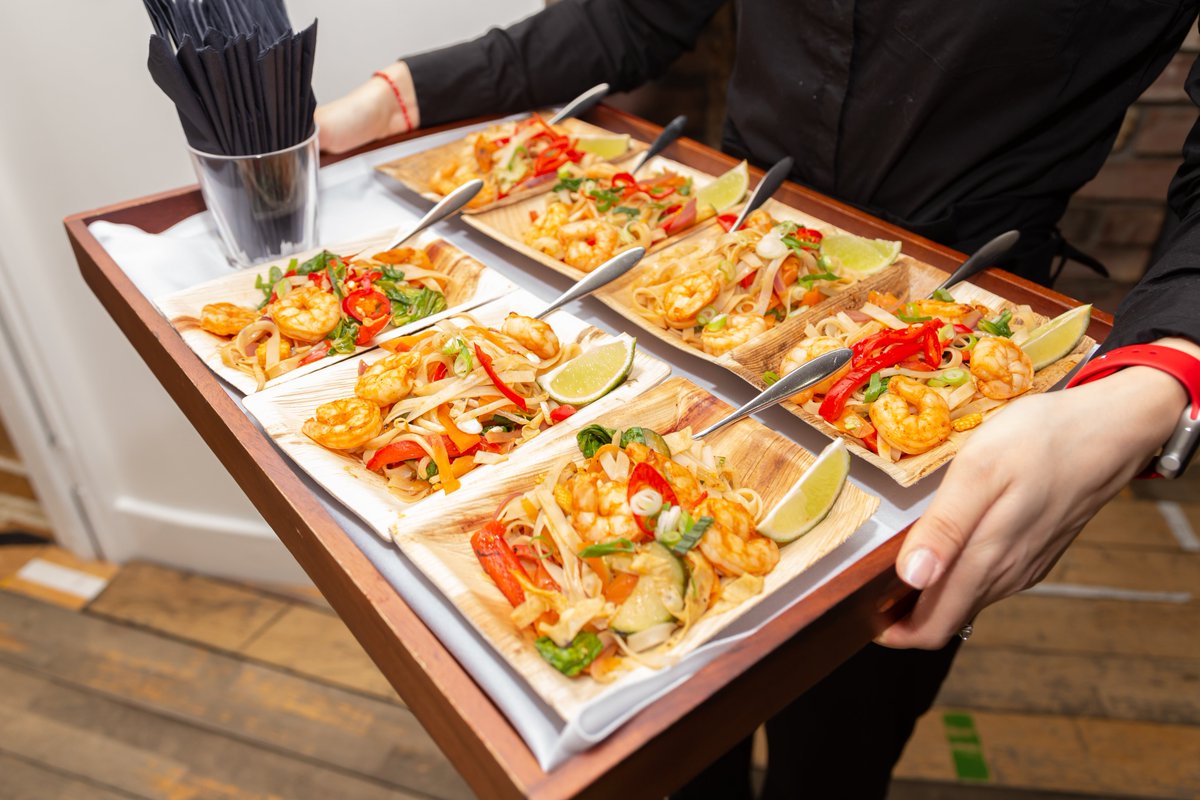 Can we just take a minute to remember how AMAZING the food was?! Bravo <a href="/VenueAtmosphere/">Atmosphere Venues</a>, you successfully managed to make us want one (or two) of everything🍴😋