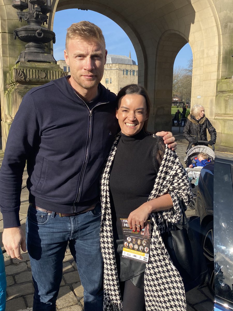 The @topgear crew are in town  #madeinbolton #goodsports #boltonfashion #welovebolton @PaddyMcGuinness @flintoff11 @boltoncouncil #topbanana thanks for pics guys. Good luck with the show #BoltonFashionandLifestyleFestival