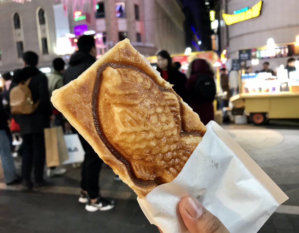 mydecemberstar's tweet photo. Myeongdong https://t.co/ZGfRu3QxiE