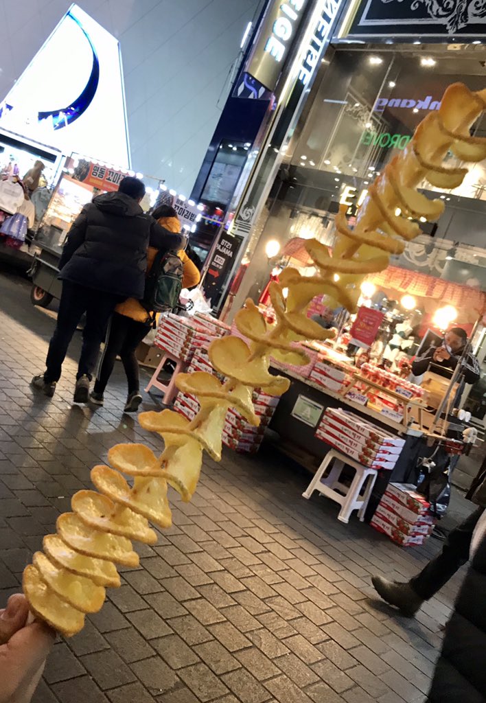 mydecemberstar's tweet photo. Myeongdong https://t.co/ZGfRu3QxiE