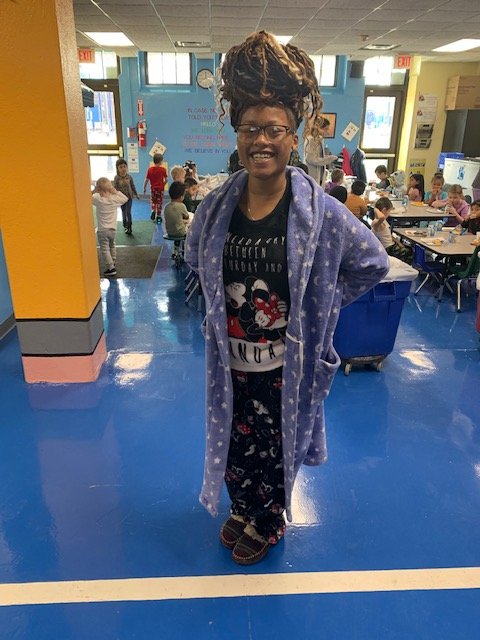 JamesEBiggs's tweet photo. It's PJ Day! Our friends came to school comfy and cozy in their favorite jammies! #DrSeussWeek #preschool #jamesebiggs https://t.co/kIBMgBOgKE