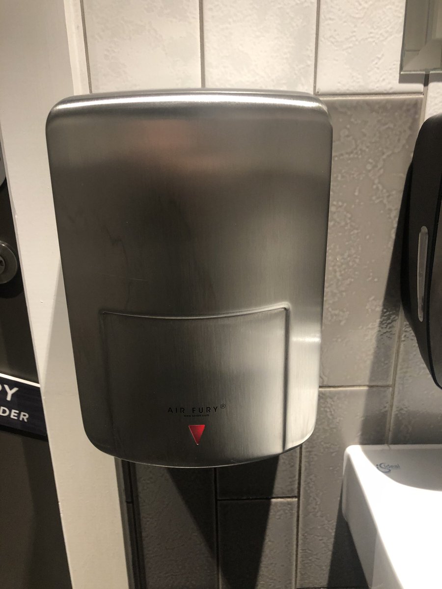 AndyThomsonandy's tweet image. @HandDryReviews  Costa Coffee Kingsway Retail Park, Dundee. 
Air Fury - it was a blast!
Volume: 8/10
Effectiveness: 9/10
Aesthetic:  9/10
Overall experience: 9/10