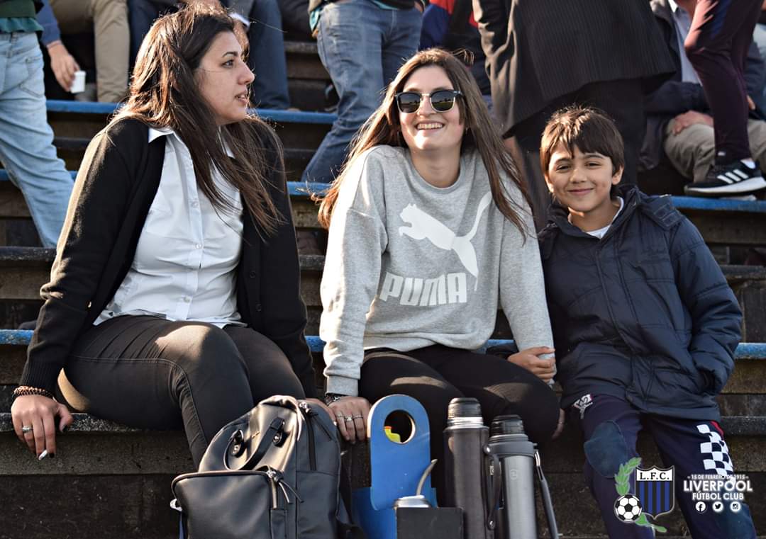 LiverpoolFC1915's tweet photo. 👋 ¡Buen jueves negriazules! 

Recordá que este domingo, las mujeres de todas las edades ingresan gratis a Belvedere, sin importar a que tribuna. 

🙌 ¡Los esperamos en casa, @ProgresoOficial! https://t.co/FzuJuVMg3f