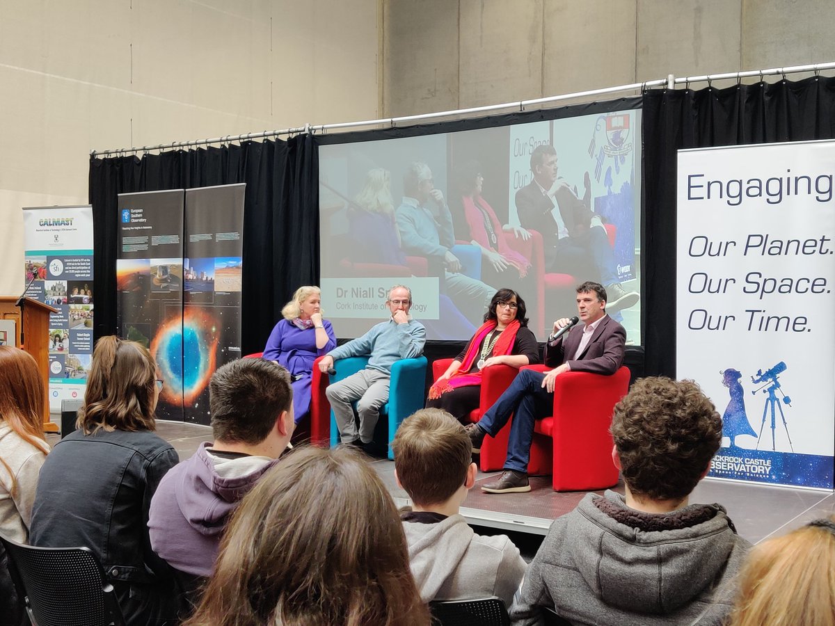 Amazing opportunity for students in the Q&A session after a very informative day in WIT 🚀🔭🛰️ @scienceirel @blackrockcastle @Esero_ie #SpaceCareers #Engagement #StudentCentred #YoungExplorers