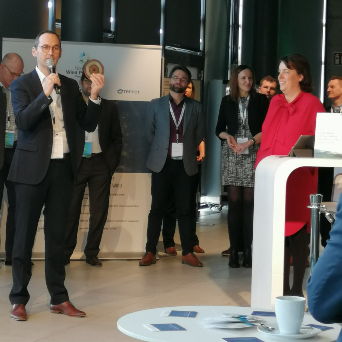 TenneT_Germany's tweet photo. #TechnikDialog - die Erste! 🎬 Nun geht es los mit der Begrüßung durch CEO @manonvanbeek, COO @TMeyerjurgens & unserer Referenten in #Berlin. #futureatgrid https://t.co/a76BjcnFtC