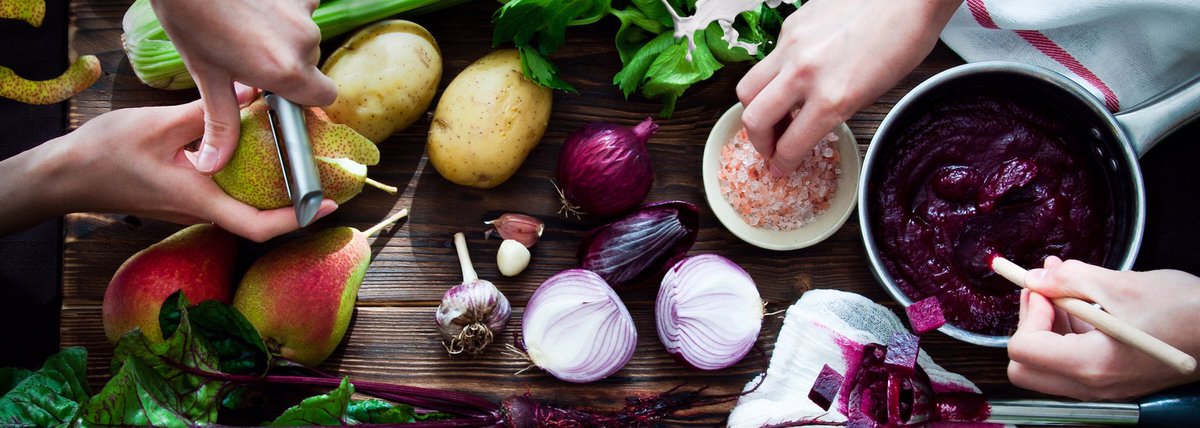 Emory_Dining's tweet photo. today we’re hosting our 1st “sampling table”- stop by from 11:30am-1pm in Cox &amp; try potential new items! provide feedback to see if you’ll see it as a rotating menu item! on the menu: Honey Roasted Melange of Beets w/ Toasted Pistachios, Citron Vinaigrette, &amp; Farmers’ Cheese. 🙂 https://t.co/qJgYw8k2ZP