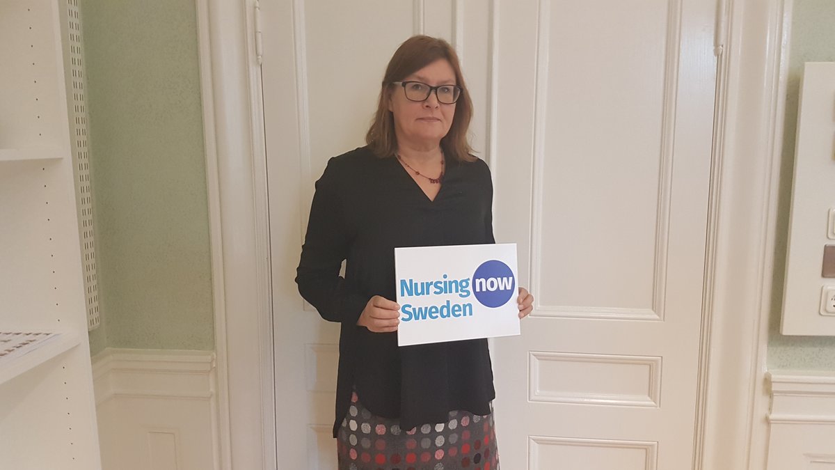 NowSweden's tweet photo. Gunilla Svantorp (S), riksdagsledamot och ordförande i utbildningsutskottet stödjer kampanjen Nursing now Sweden! #nursingnowsweden https://t.co/FSS3LSq5jK
