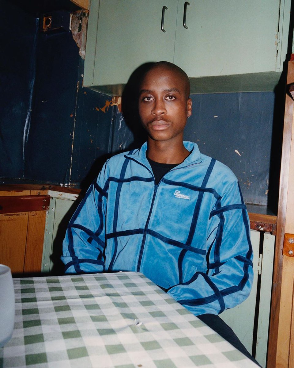 supreme grid taping velour