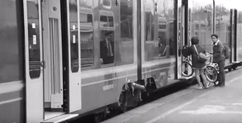 UNI_FIRENZE's tweet photo. È Giulio Zilli, studente del corso di laurea magistrale in Pianificazione e progettazione della città e del territorio, il vincitore del concorso video U-mob LIFE sul tema #accessibilità e #mobilità in Ateneo.
https://t.co/H4sTWIzQd3
#UNIFI https://t.co/UOllzeq0uc