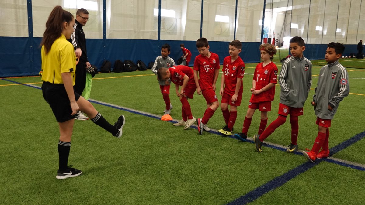 Shoutout to the refs for breaking down this new dance move for us at @globalpremsocc #MarchMadness!

1️⃣ Put your right leg in
2️⃣ Take your right leg out
3️⃣ Put your right leg in
4️⃣ Shake it all about

Maybe we'll go viral on #TikTok now...🤔🕺⚽️