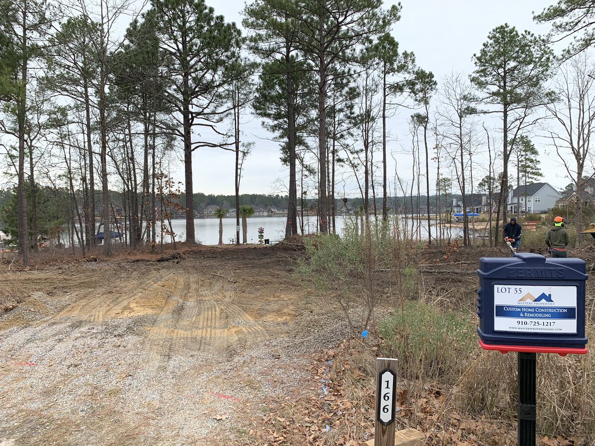 MastersPropInc's tweet image. And just like that, our next dream home is underway! We’re so excited to build this lakefront home in Carolina Lakes for our awesome clients! Now we just need our ☀️ North Carolina weather to come back and dry us out!