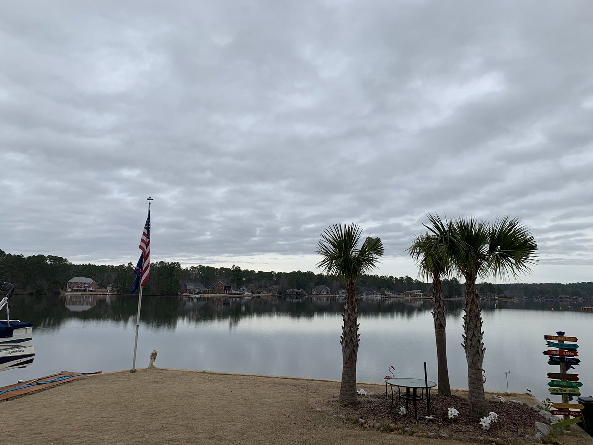 MastersPropInc's tweet image. And just like that, our next dream home is underway! We’re so excited to build this lakefront home in Carolina Lakes for our awesome clients! Now we just need our ☀️ North Carolina weather to come back and dry us out!