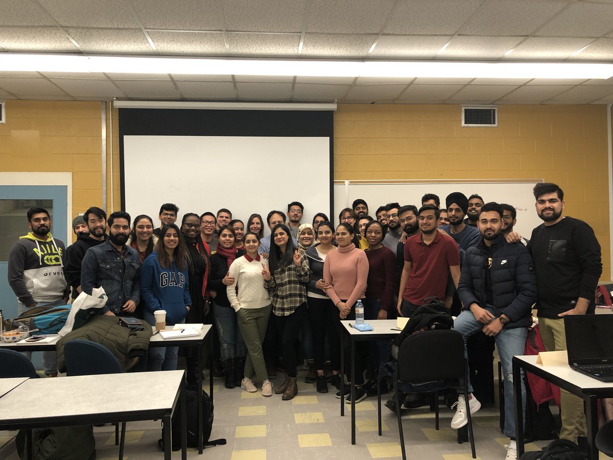 ClareciaChriste's tweet photo. #TBT to #GlobalAffairs Mary-Catherine Speirs guest lecturing on Canadaโs trade agreements with the world to my international #tradelaw students #progressivetrade #learning #womenintrade https://t.co/pcVPNfmqWn