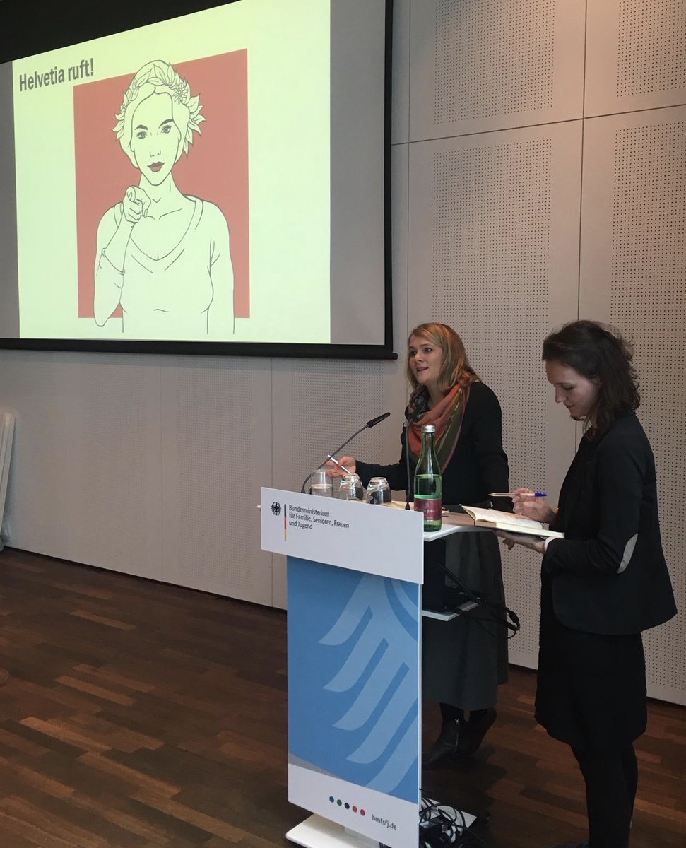 CHBotschaftDE's tweet photo. „Es braucht Empowerment und politische Begleitung für Frauen, damit sie die Politik erobern können. Kampagne #helvetiaruft geht jetzt in die zweite Runde, oder in weitere Runden. Wir gehen in die Kantone“, Sophie Achtermann &amp; @kathrinbertschy von @alliance_F stehen Rede &amp; Antwort https://t.co/f8MzxGDL8H