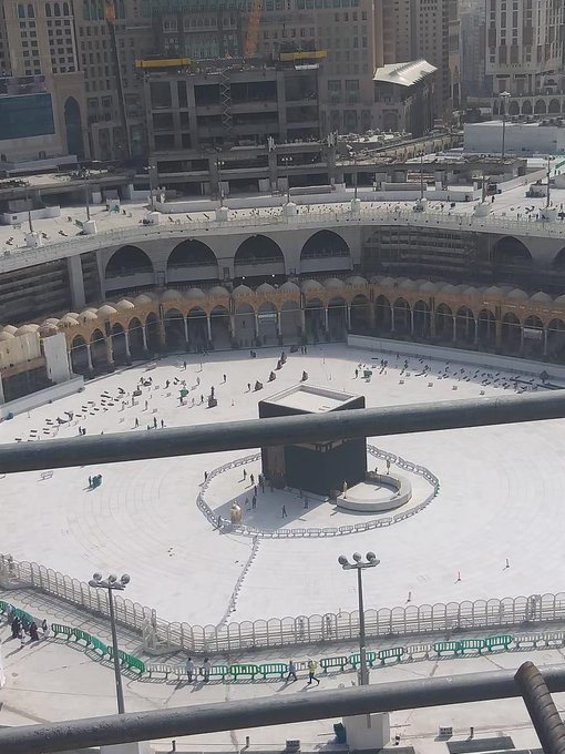 View image on Twitter