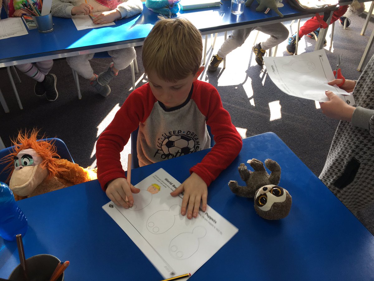 GPSMrsSpruce's tweet photo. #WorldBookDay @greenparkschool #gpsreads https://t.co/bhzj7FAr8u