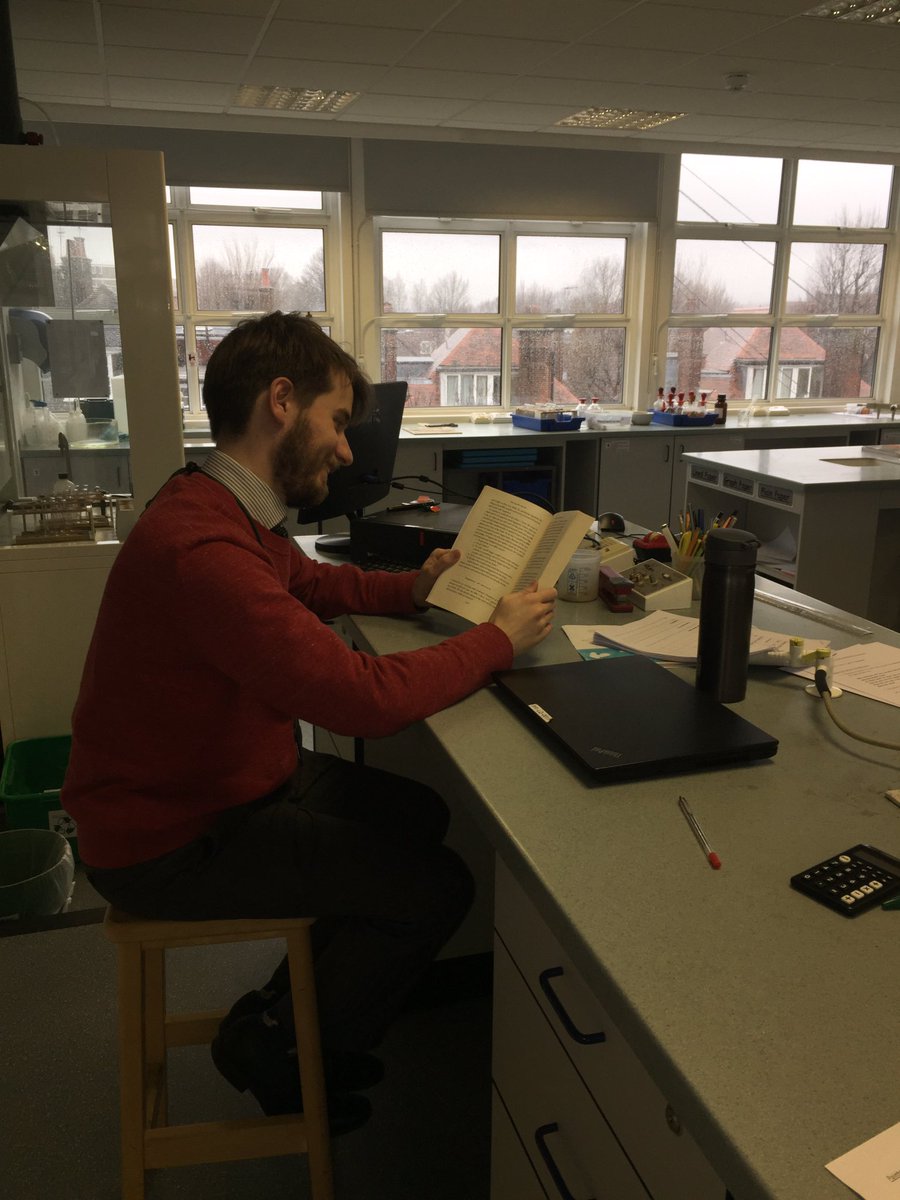 BG_EngDept's tweet photo. #dropeverythingandread in the labs #WorldBookDay2020 @BrightonGirls https://t.co/c8HIACY8y3
