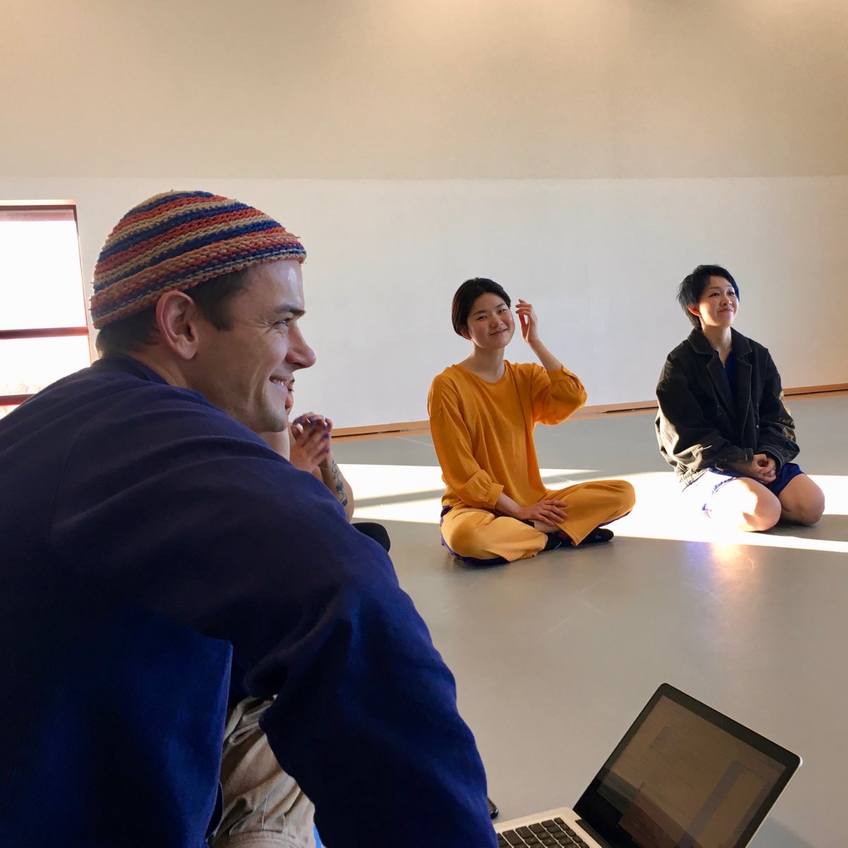 IWorldAcademy's tweet photo. Paul White has been working with our MA Contemporary Dance Performance students on developing a new work which we showed in the foyer and outside spaces of the Academy! He was also teaching our BA Contemporary Dance students.
@DanceLimerick 
@DanceIreland 
@DublinDanceFest https://t.co/uCiLjETAXJ