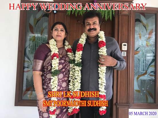 captaincinecreations (@captaincine2025) on Twitter photo Happy Wedding Anniversary to Our Beloved Producer #ShriLKSudhish Sir and Our Beloved Madam #SmtPoornaJothiSudhish
#Vallarasu #Narasimmah
#Thennavan #Sudhesi
#Arasangam #Virudhagiri
#Sagaptham
#CaptainCineCreations <a href="/lksudhish/">LK Sudhish</a>
<a href="/idiamondbabu/">Diamond Babu</a> @ProAnand_MP @Munirajan2020 Happy Wedding Anniversary to Our Beloved Producer #ShriLKSudhish Sir and Our Beloved Madam #SmtPoornaJothiSudhish
#Vallarasu #Narasimmah
#Thennavan #Sudhesi
#Arasangam #Virudhagiri
#Sagaptham
#CaptainCineCreations <a href="/lksudhish/">LK Sudhish</a>
<a href="/idiamondbabu/">Diamond Babu</a> @ProAnand_MP @Munirajan2020