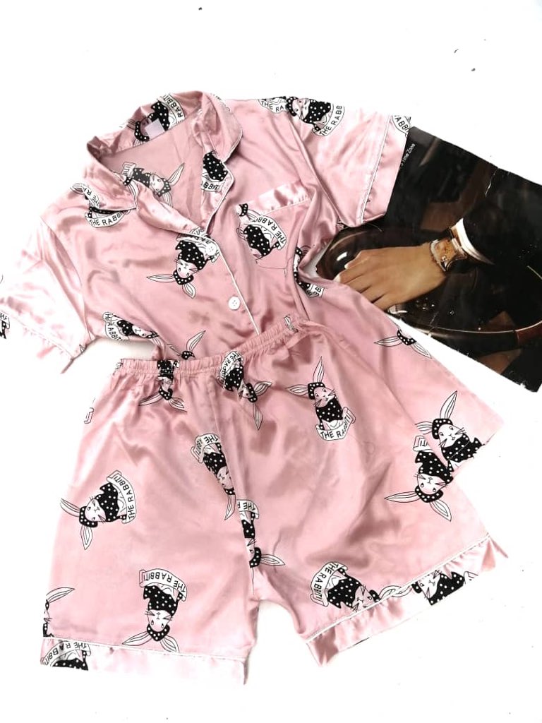 Realkokobelle's tweet photo. Go to bed looking cute and adorable 😍..uk thrifted nighties..please help RT🙏🏻🙏🏻🙏🏻 https://t.co/KfuAi6nEYd